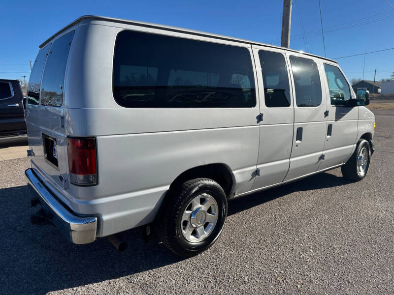 2006 Ford E-Series E-150