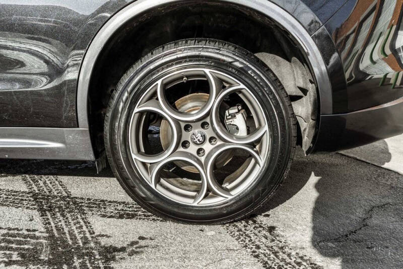 2022 Alfa Romeo Stelvio Ti