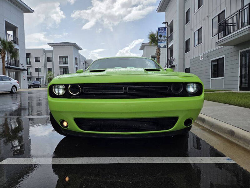 2023 Dodge Challenger SXT
