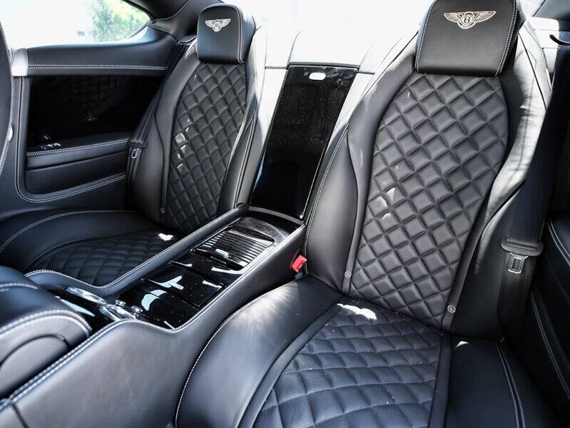 2016 Bentley Continental 31