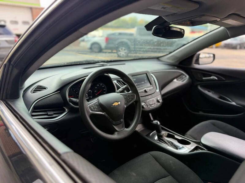 2017 Chevrolet Malibu LS