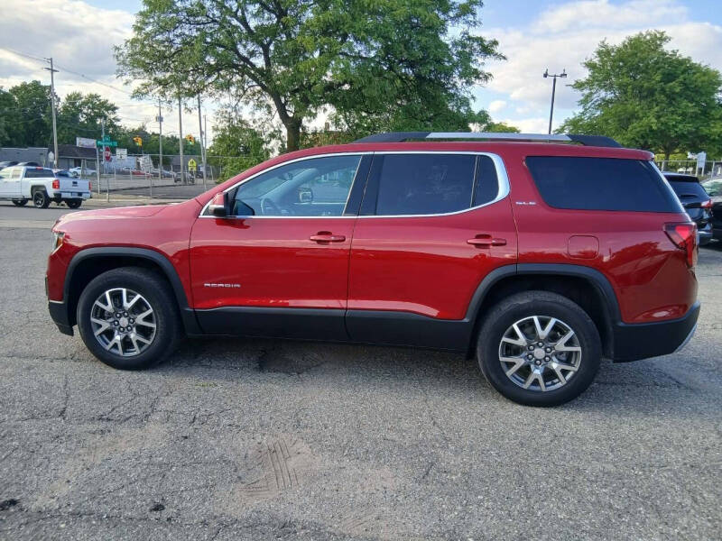 2023 GMC Acadia SLE