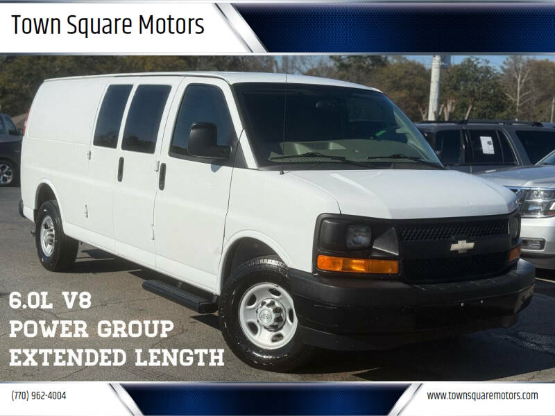 2017 Chevrolet Express Cargo Work Van's photo