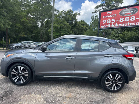 2020 Nissan Kicks SR