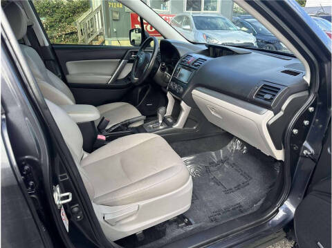 2014 Subaru Forester 2.5i Touring