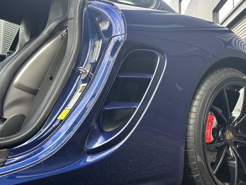 2025 Porsche 718 Cayman S