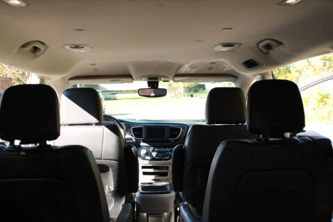 2020 Chrysler Pacifica Touring L