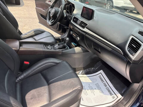 2018 Mazda MAZDA3 Touring