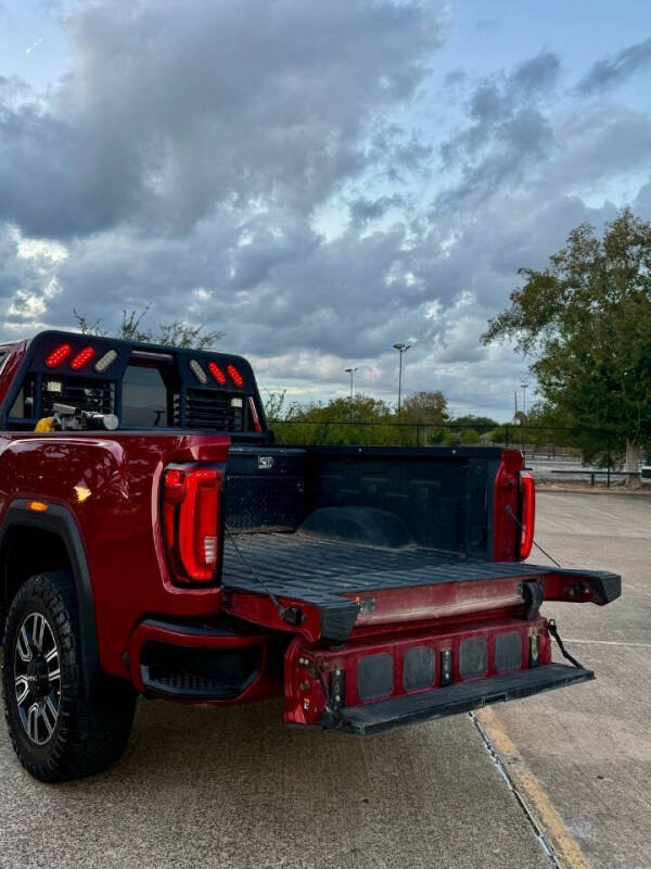 2023 GMC Sierra 2500HD AT4