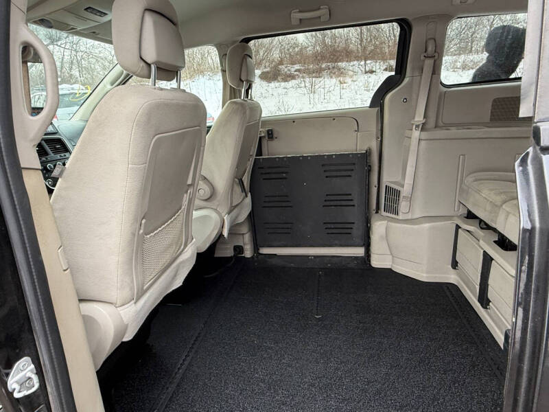 2016 Dodge Grand Caravan SXT Plus
