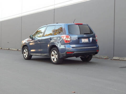 2014 Subaru Forester 2.5i