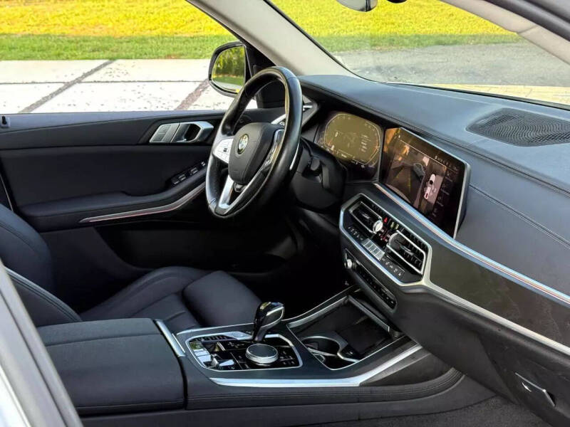 2021 BMW X7 xDrive40i