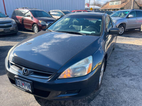 2007 Honda Accord for sale at Best Deal Motors in Saint Charles MO