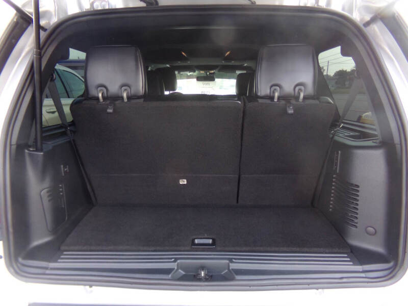 2016 Lincoln Navigator Select