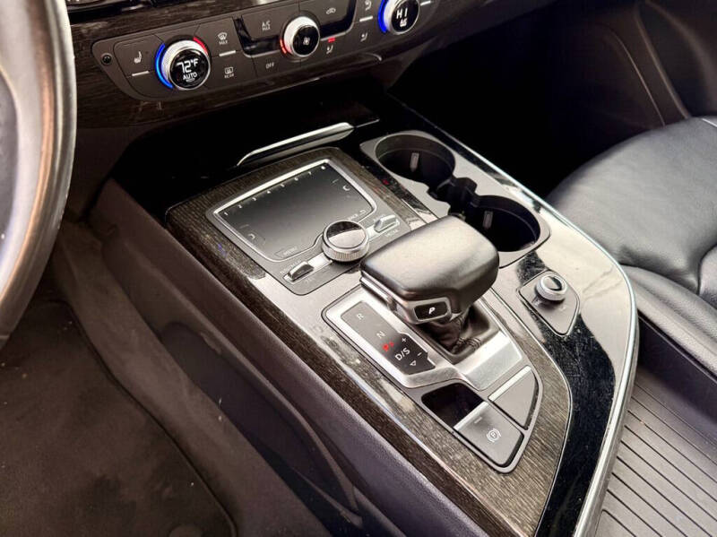 2019 Audi Q7 quattro Premium 55 TFSI