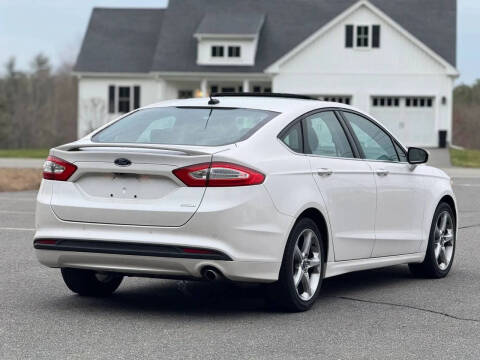2013 Ford Fusion SE