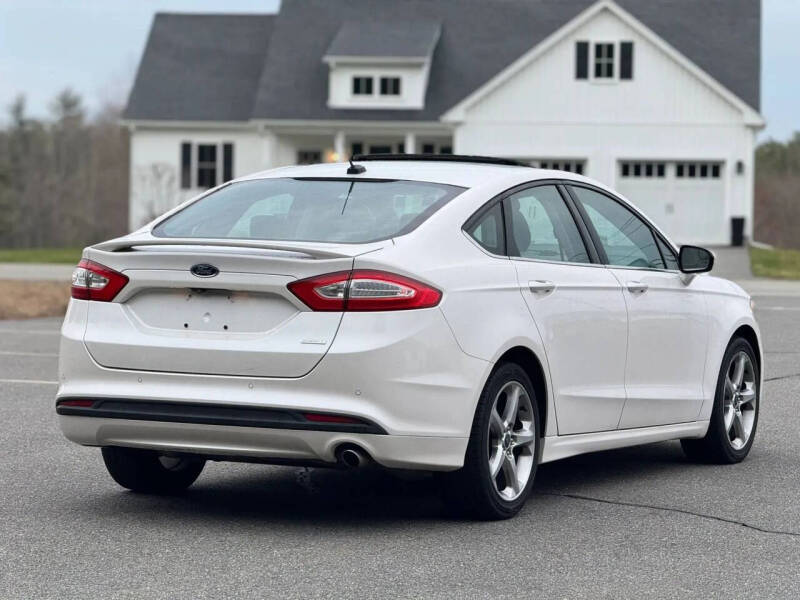 2013 Ford Fusion SE