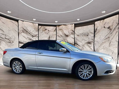 2012 Chrysler 200 Limited