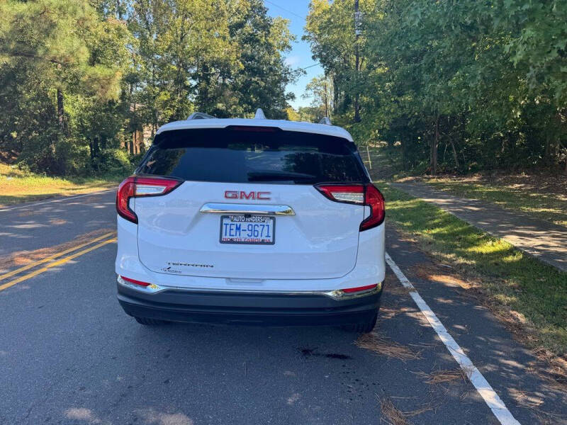 2023 GMC Terrain SLT