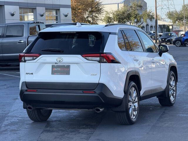 2020 Toyota RAV4 XLE Premium