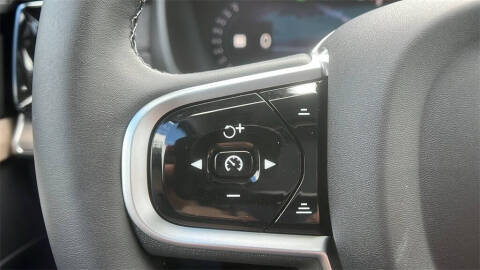 2026 Volvo XC90 B6 Plus 7P