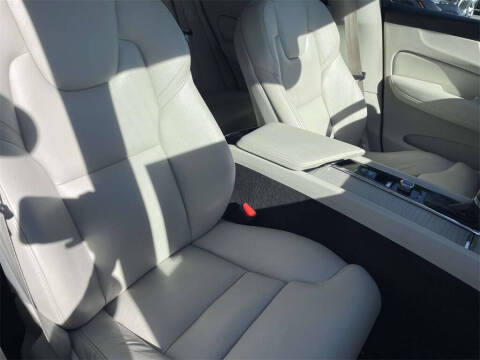 2020 Volvo XC60 T5 Inscription