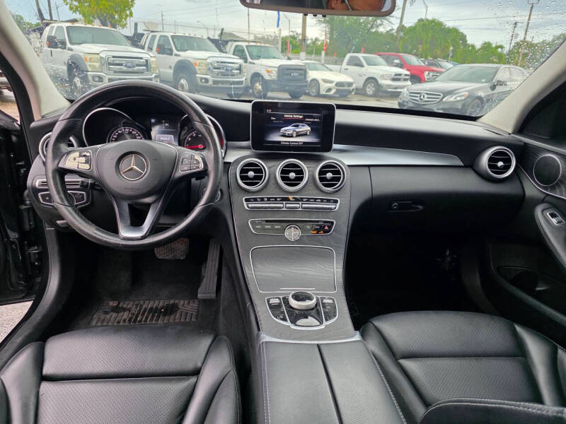 2017 Mercedes-Benz C-Class