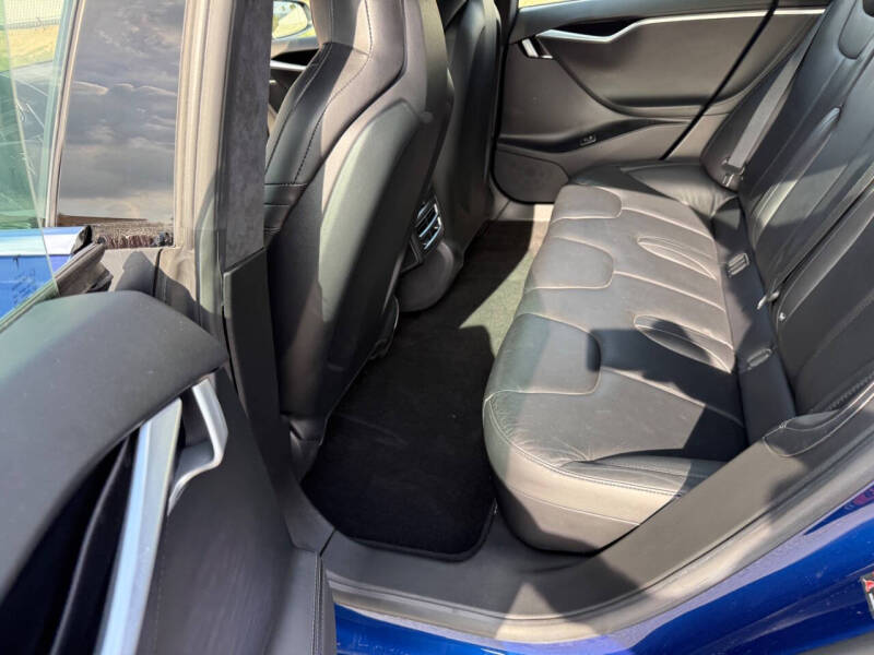 2016 Tesla Model S 70