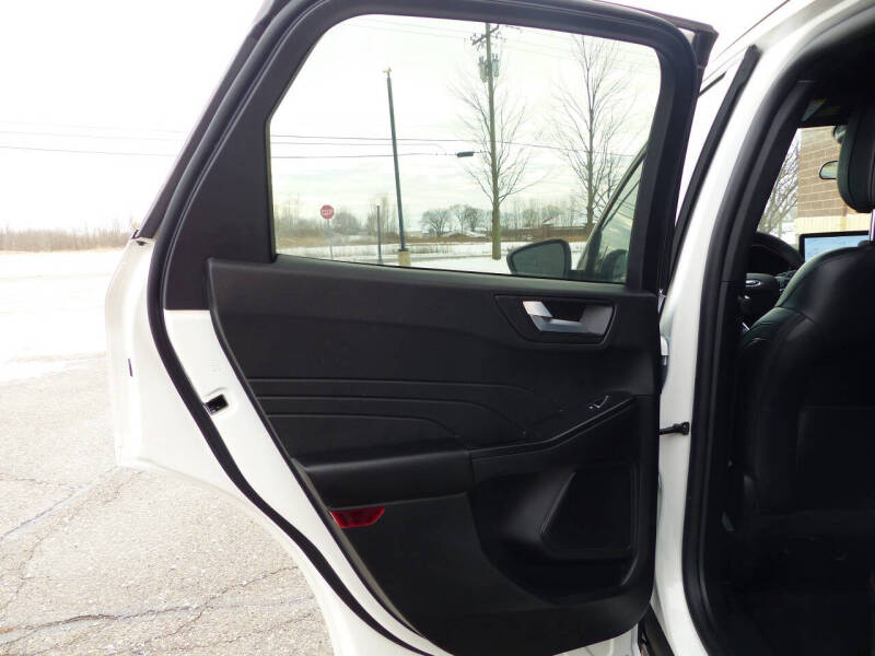 2025 Ford Escape ST-Line