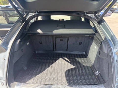 2016 Audi Q3 2.0T quattro Prestige