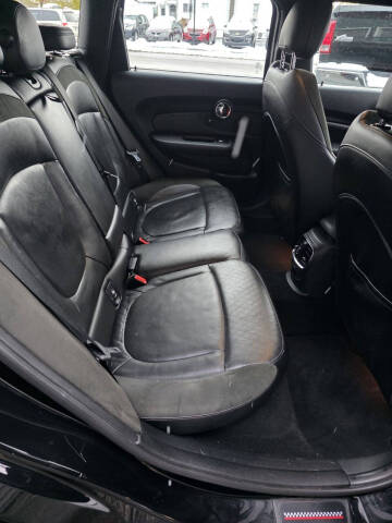 2017 MINI Clubman Cooper