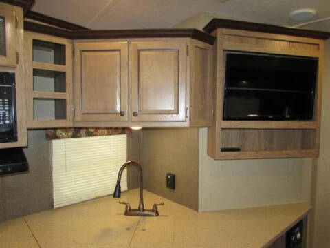 2016 Forest River SHASTA PHO