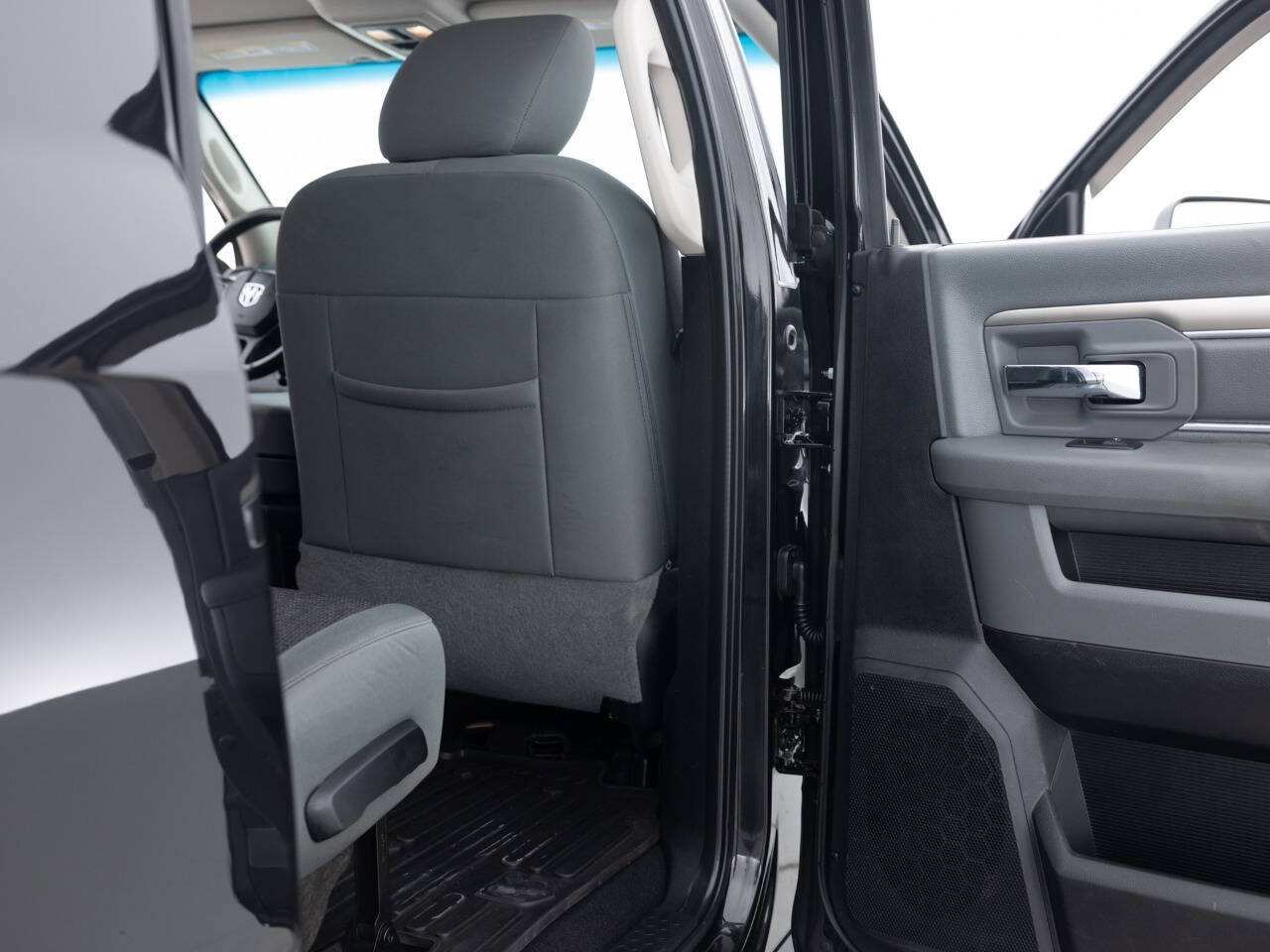 Used Car 2016 Ram 2500  Lone Star 4x4 4dr Mega Cab 6.3 Ft. Sb Pickup For Sale Under $35,000 In Coal City, Illinois