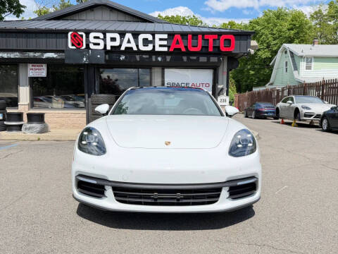 2018 Porsche Panamera
