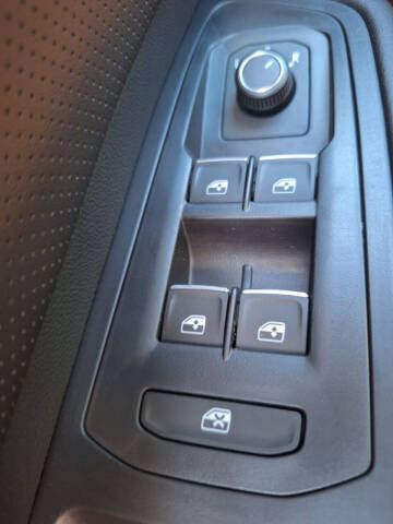 2026 Volkswagen Atlas Cross Sport SE