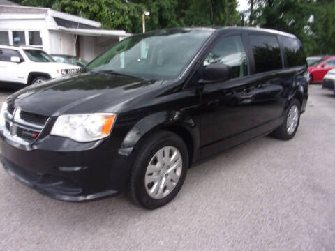 2018 Dodge Grand Caravan for sale at AUTO MAX LLC in Evansville IN