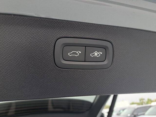 2026 Volvo XC90 B6 Plus 7P