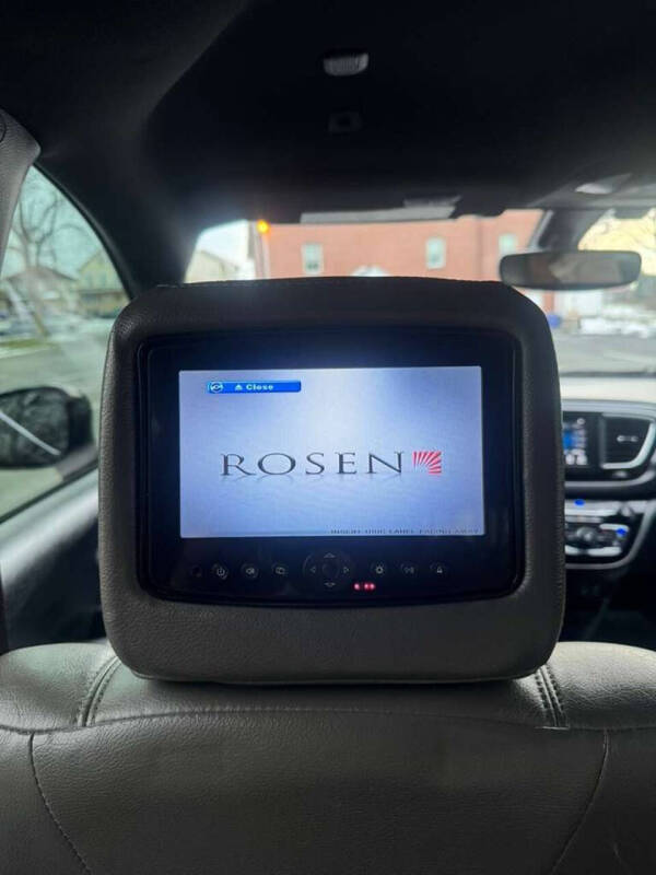 2019 Chrysler Pacifica Touring Plus