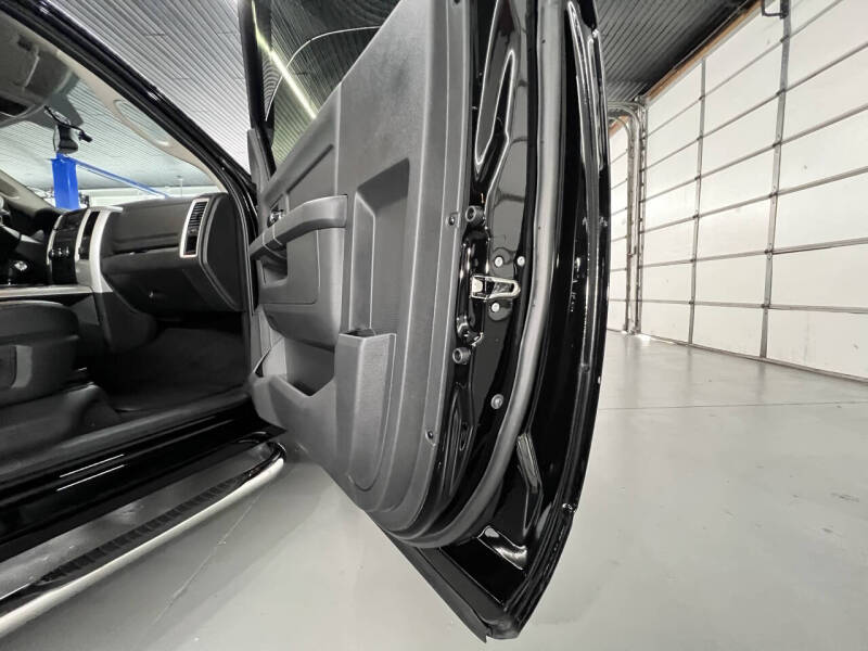 2012 RAM 1500 R/T Sport