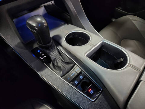 2021 Toyota Avalon Hybrid XLE