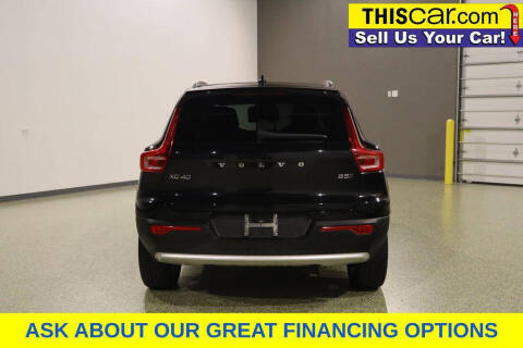 2024 Volvo XC40 B5 Plus Bright Theme