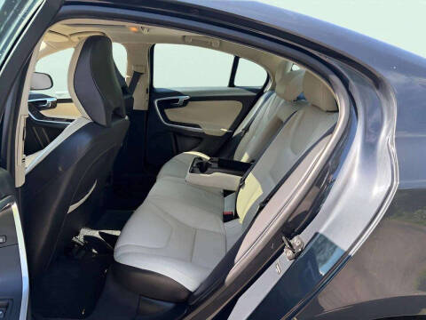 2012 Volvo S60 T5