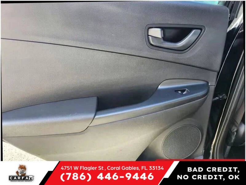 2022 Hyundai Kona SE