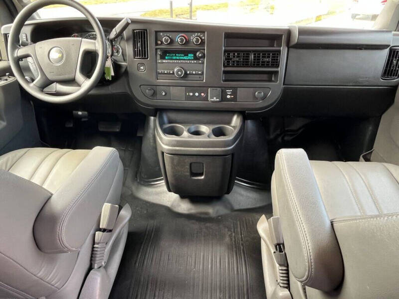 2024 Chevrolet Express 2500
