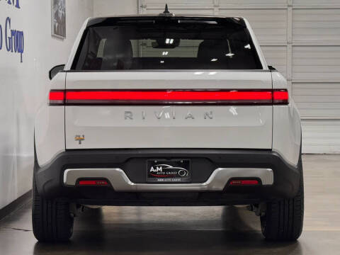 2022 Rivian R1T Adventure