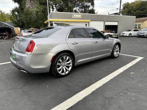 2018 Chrysler 300 Limited