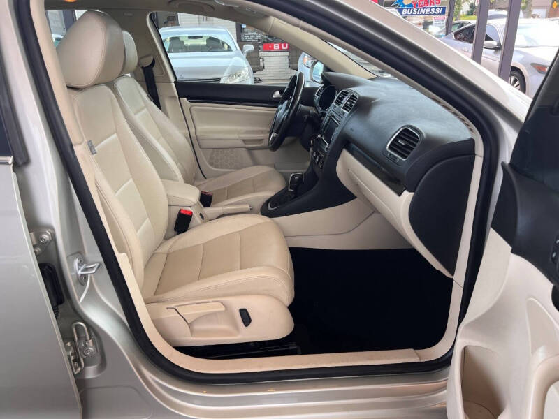 2013 Volkswagen Jetta SportWagen TDI