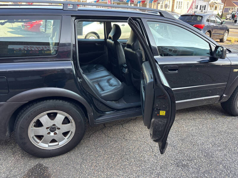 2004 Volvo XC70