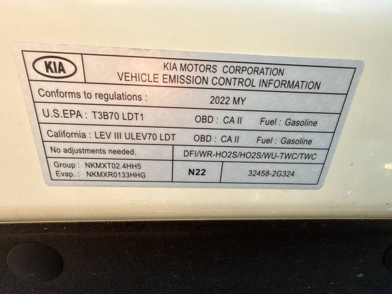 2022 Kia Sportage LX