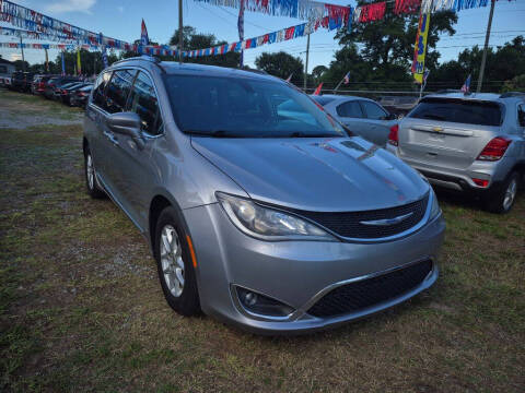 2020 Chrysler Pacifica Touring L